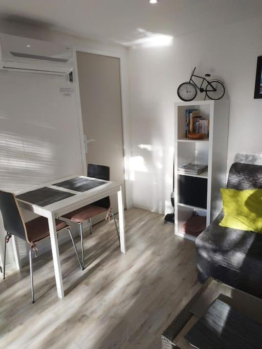 Ferienwohnung Studio Jacuzzi Prive A 8 Min A Pied De La Plage La Ciotat Exterior foto