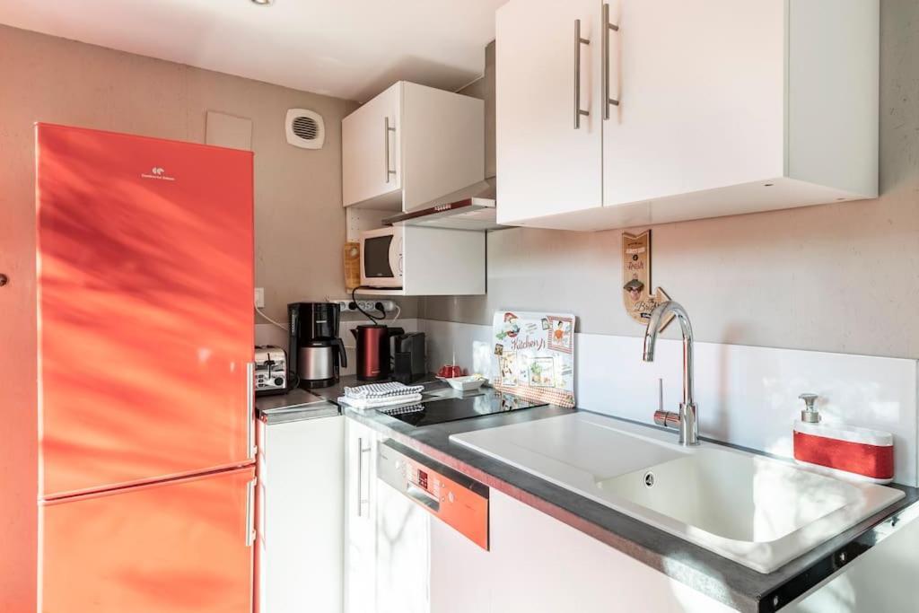 Ferienwohnung Studio Jacuzzi Prive A 8 Min A Pied De La Plage La Ciotat Exterior foto
