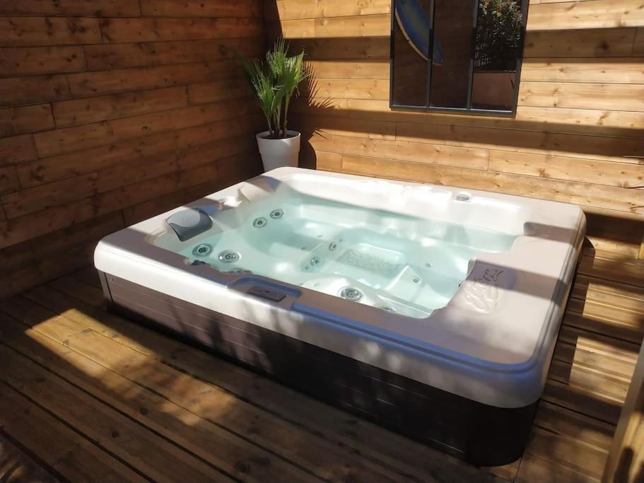 Ferienwohnung Studio Jacuzzi Prive A 8 Min A Pied De La Plage La Ciotat Exterior foto